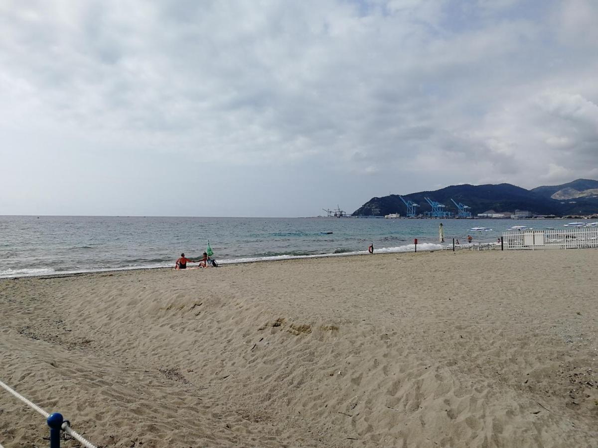 Ferienwohnung Music & Beach Savona Exterior foto